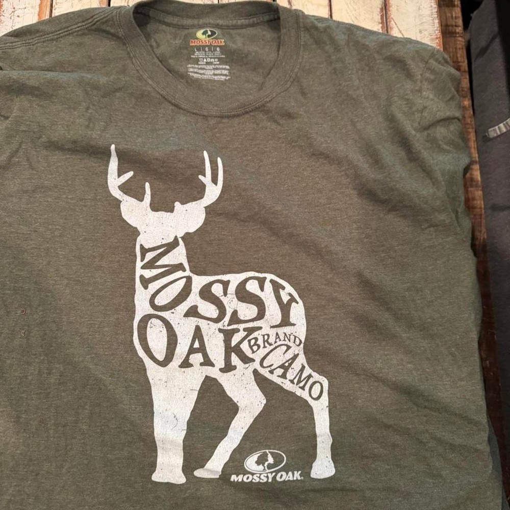 Mossy Oak Mens Deer Silhouette Graphic T-Shirt Olive Green Large Short Sleeve